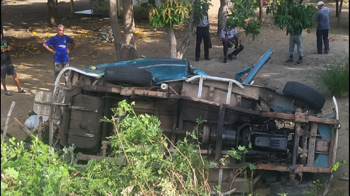 Aparatoso accidente de tránsito deja varios heridos graves en Santiago de Cuba