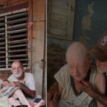 Cubanos se movilizan para ayudar a anciana ucraniana de 96 años desamparada en Holguín