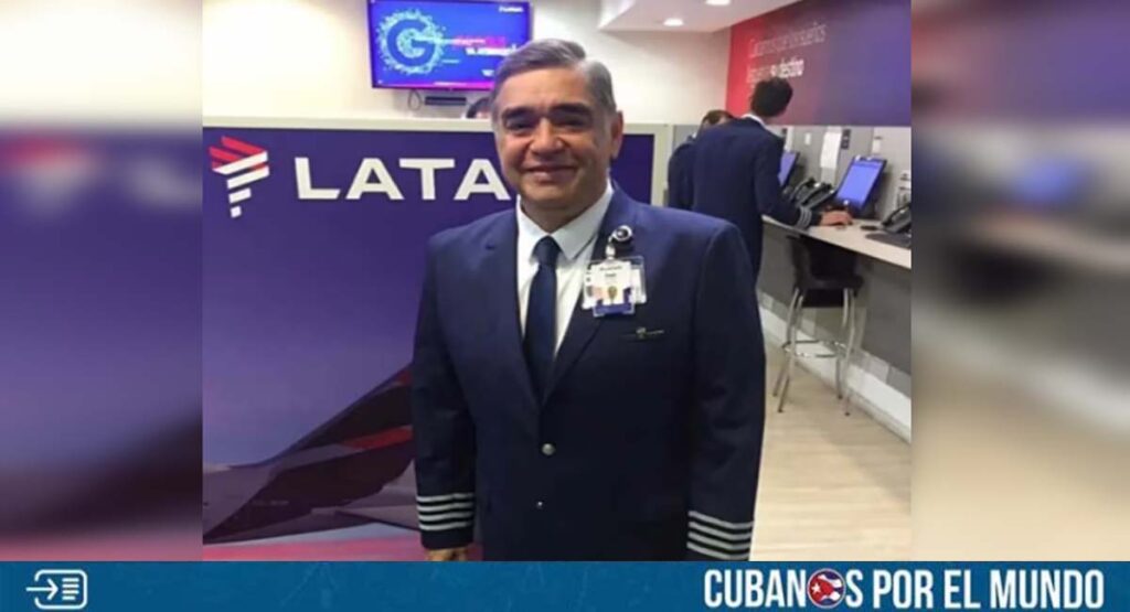 Piloto que cubría ruta Miami-Santiago de Chile, muere en pleno vuelo