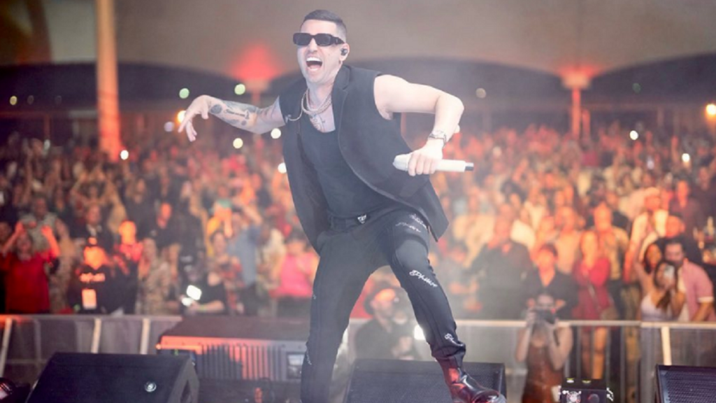 Suspenden presentación de Lenier Mesa en un club de Miami tras su polémico viaje a Cuba