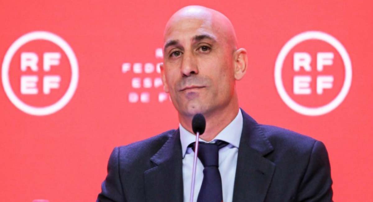 Luis Rubiales renuncia como presidente de la Federación Española de Fútbol