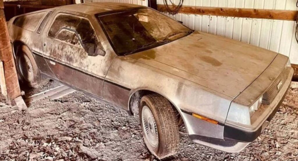 Encuentran en un granero de Wisconsin un DeLorean con solo 977 millas recorridas