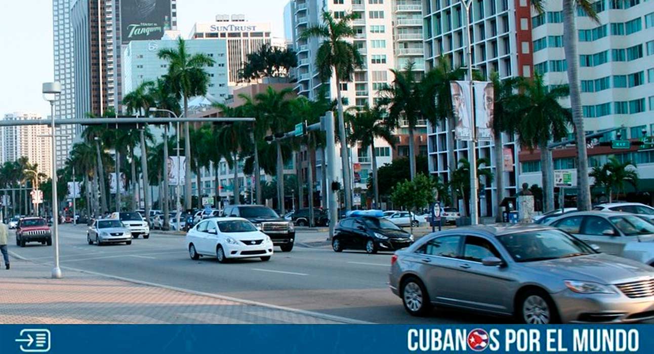 Según un estudio de la empresa INRIX, Miami es una de las ciudades más congestionadas del mundo, donde los conductores pierden más de 100 horas al año en el tráfico.
