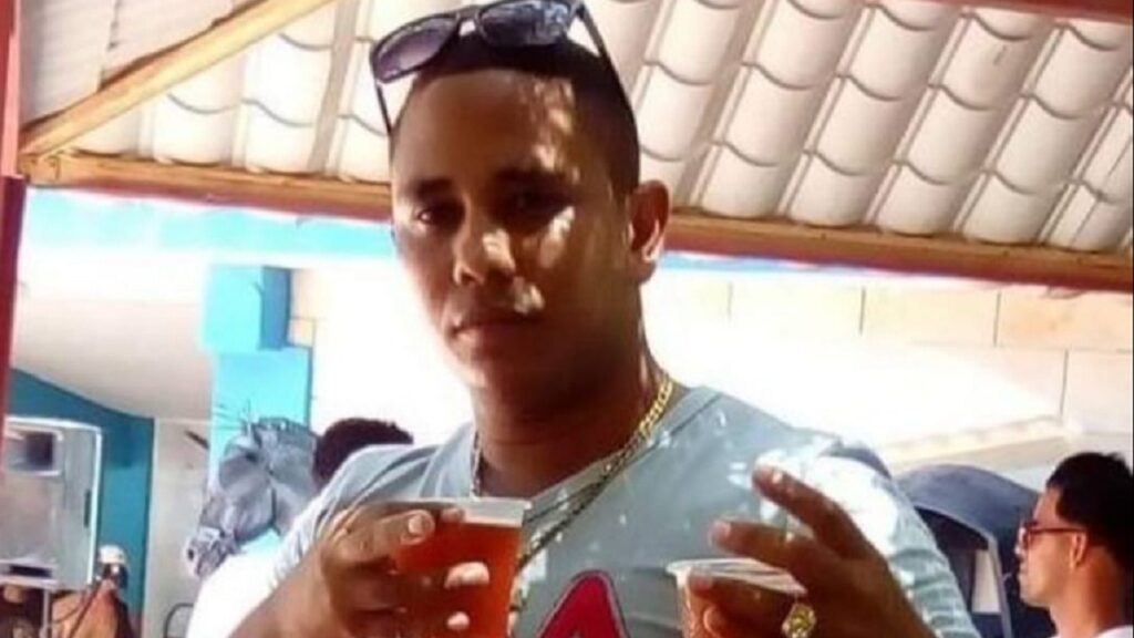 Asesinan a puñaladas a funcionario del MININT en Bayamo