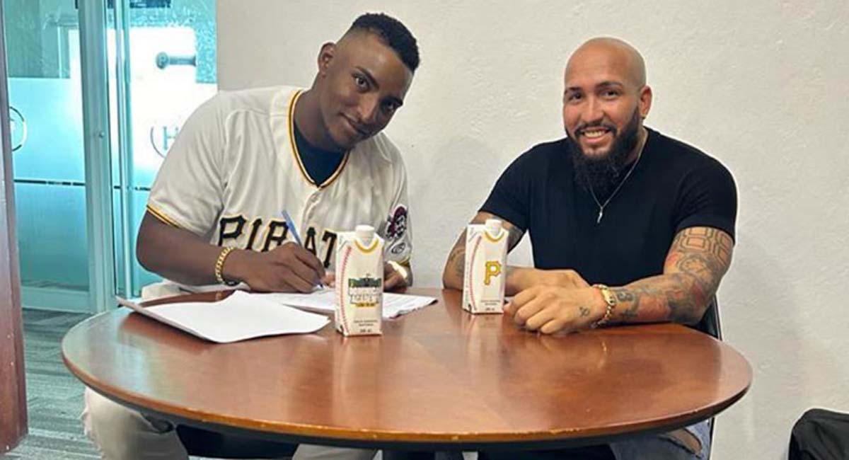 Prospecto cubano firmó con los Piratas de Pittsburgh