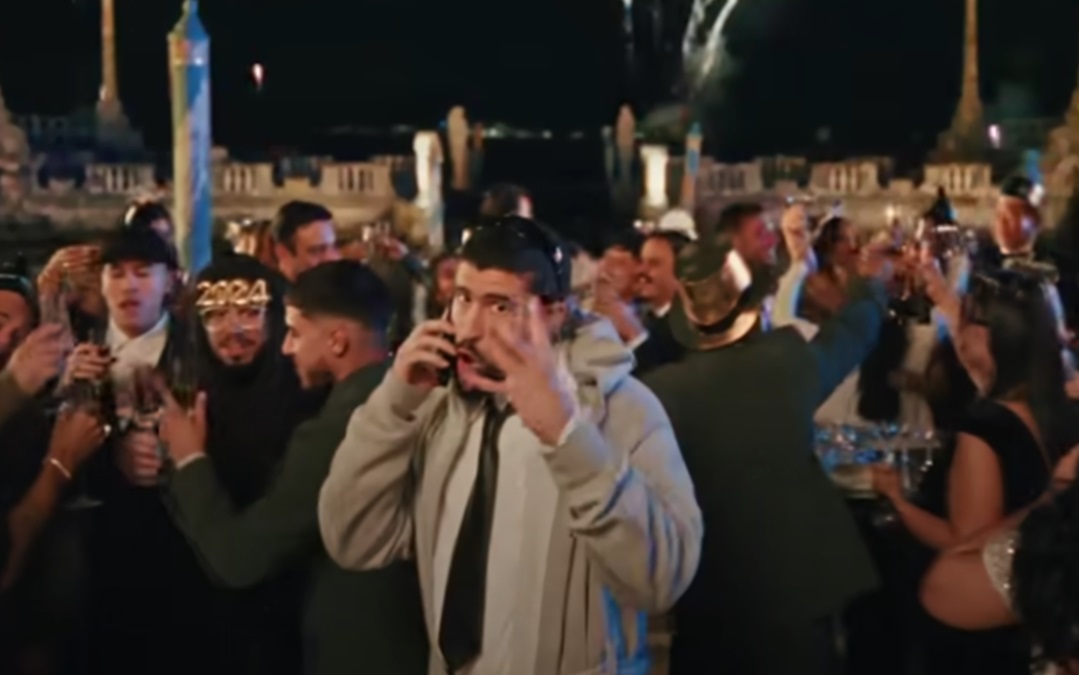 Bad Bunny junto al cubanoamericano Marcello Hernández despidieron el 2023 con un estreno de video musical
