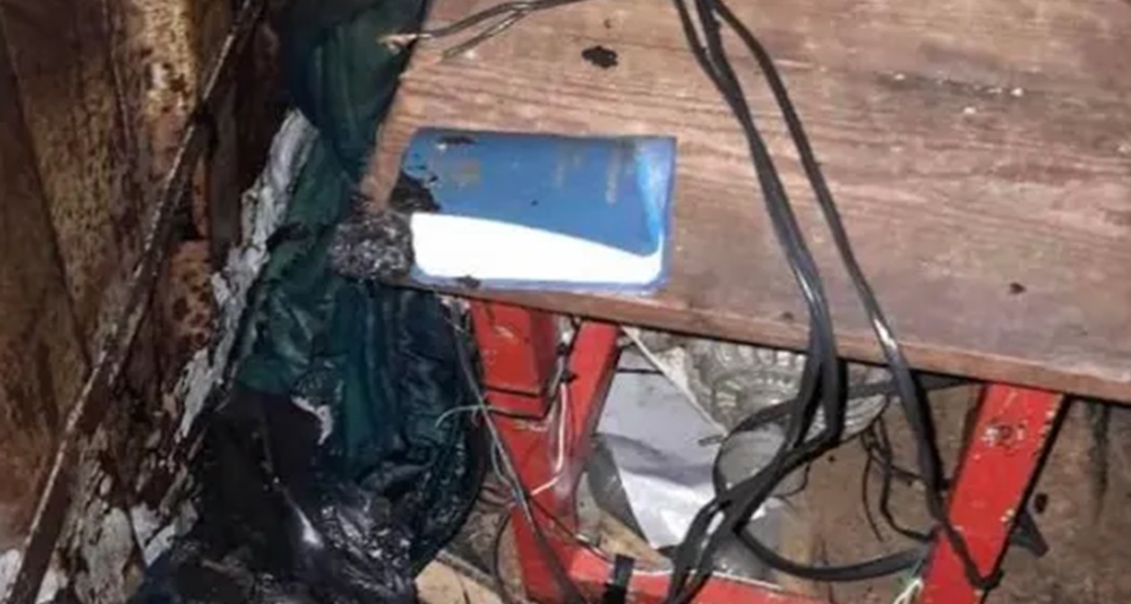 Una biblia es lo único que no se quemó en incendio de garaje en Matanzas