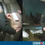 Un pedido de comida a domicilio fue entregado por un ayudante de Sheriff después de que el repartidor fuera detenido por la policía en las afueras de Chicago.