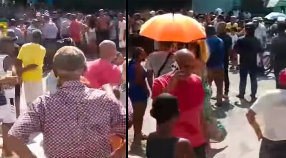 Cubanos salen a la calle en Santiago de Cuba