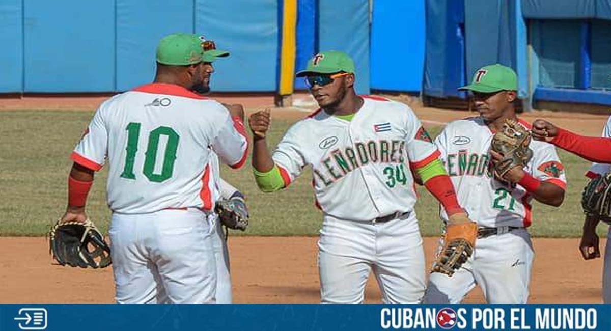 Equipo de Leñadores de Las Tunas queda varado por falta de transporte