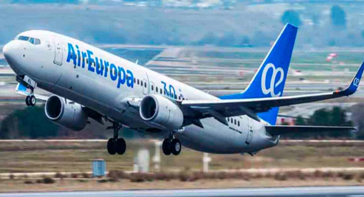 Muere pasajero en pleno vuelo de Madrid - La Habana