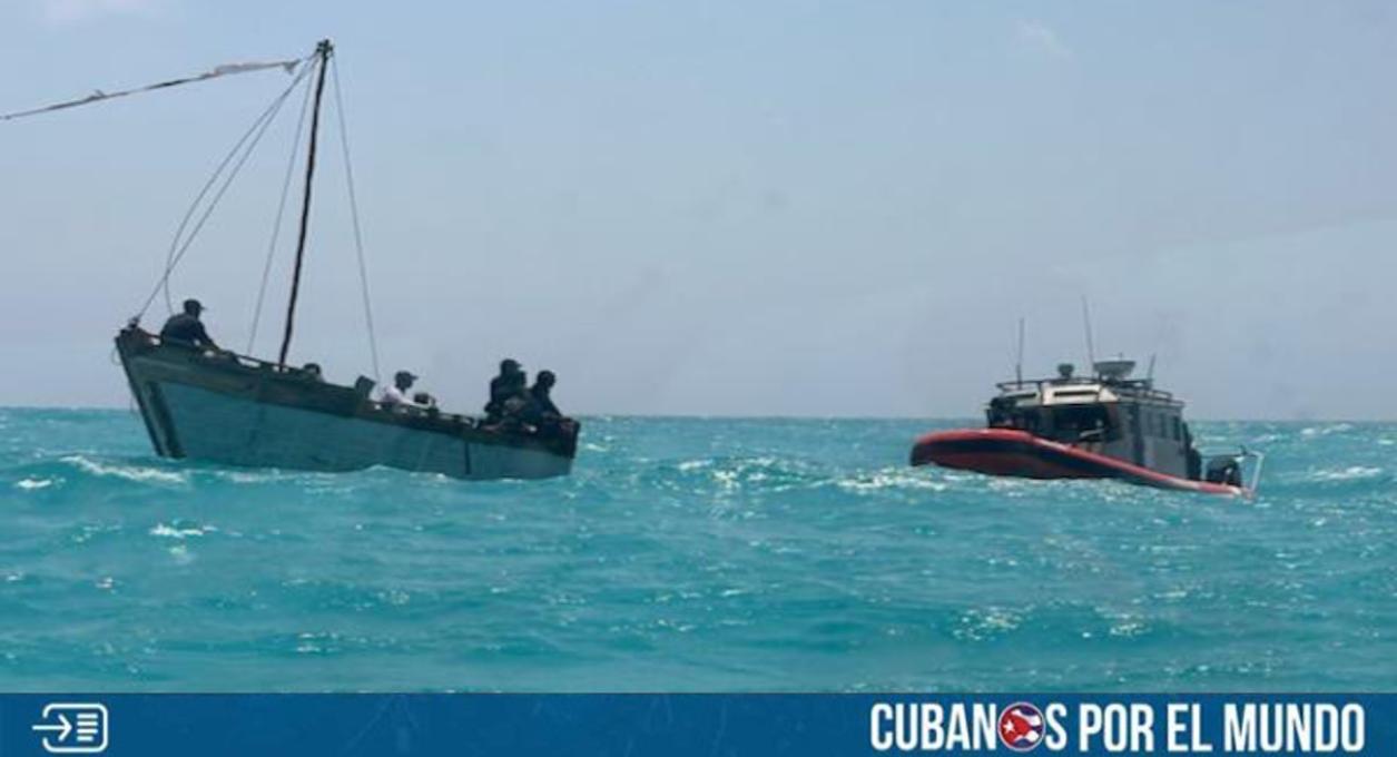 La Guardia Costera de Estados Unidos informó en las últimas horas que repatrió a un grupo de balseros cubanos que fueron arrestados en dos intersecciones en el mar.