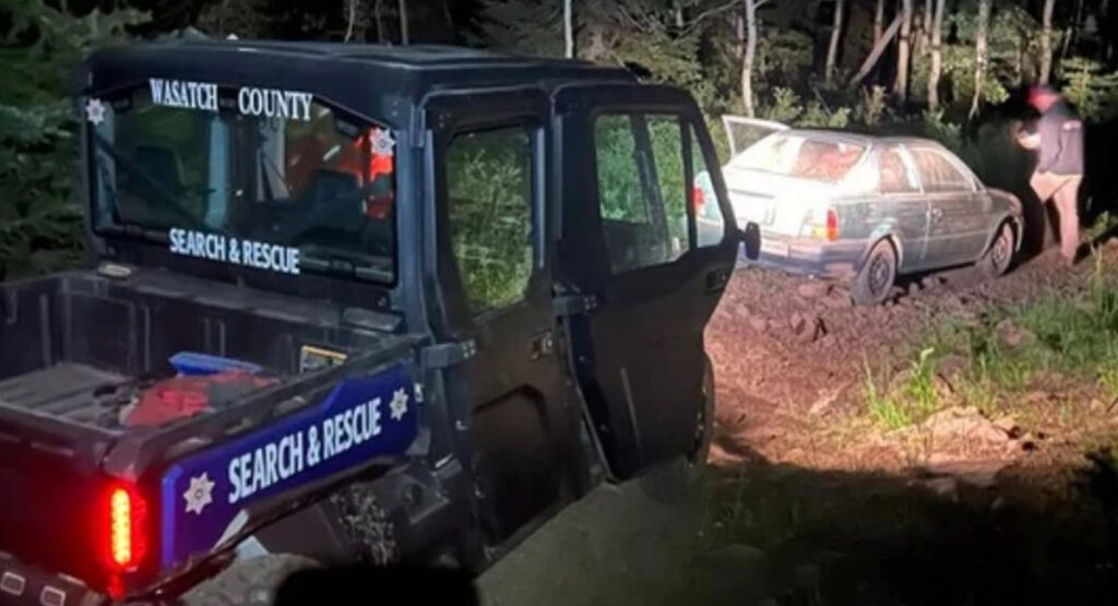 Conductor siguió un atajo de Google y terminó atrapado en una montaña