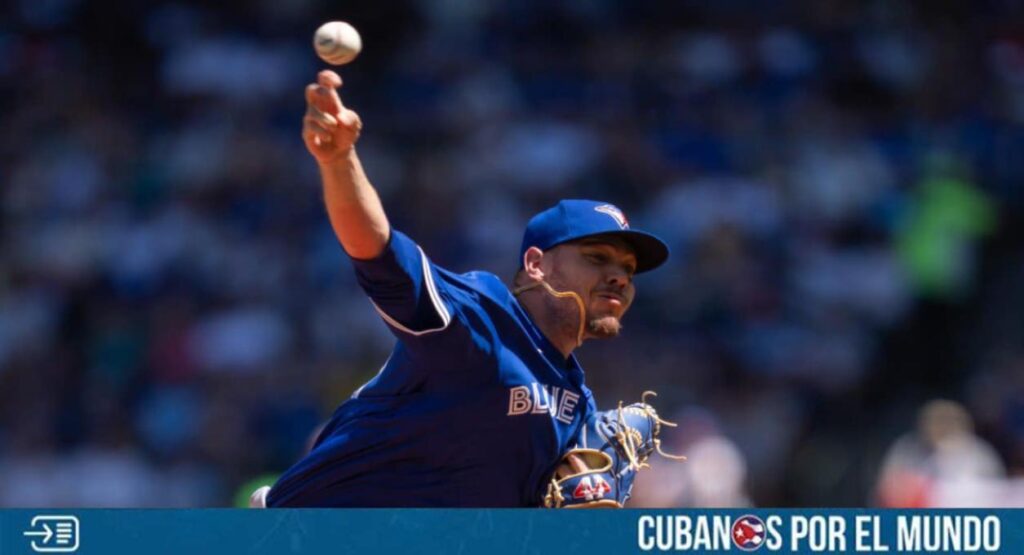 Yariel Rodríguez obtiene su primera victoria en Grandes Ligas