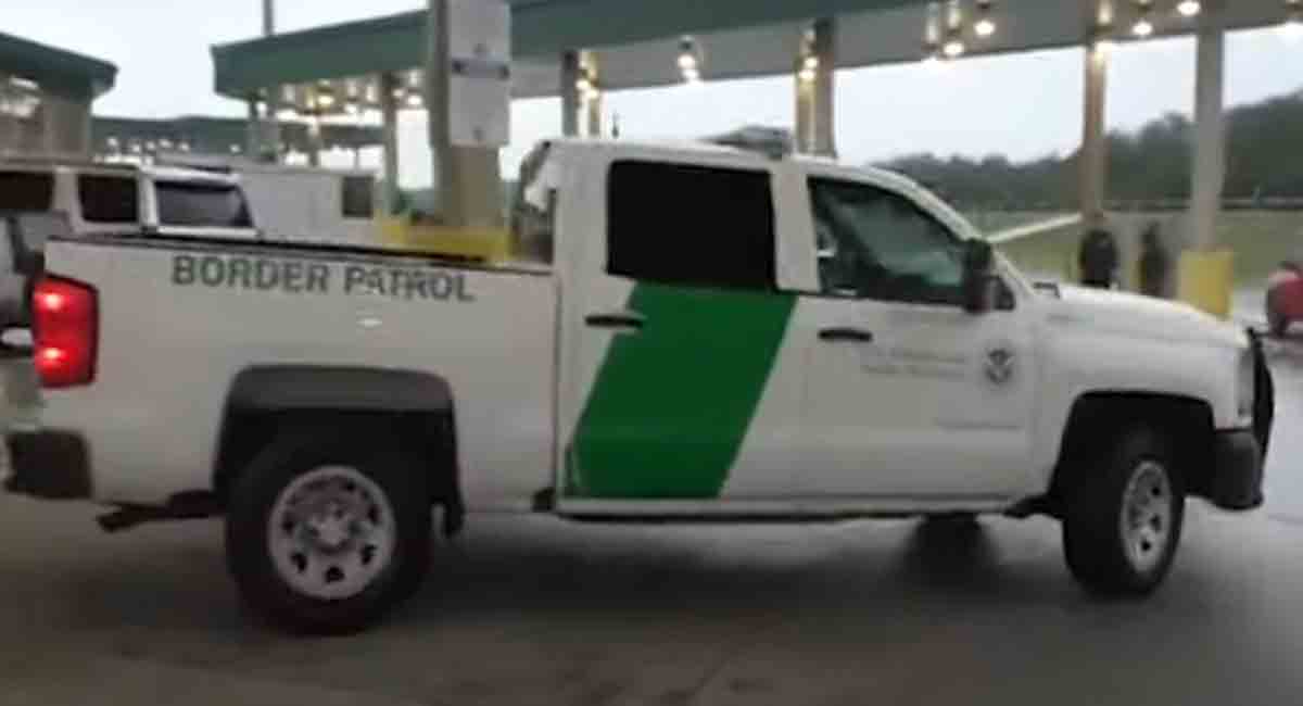 Hasta 5 años de cárcel para un cubano en EE. UU. por transportar migrantes ilegales