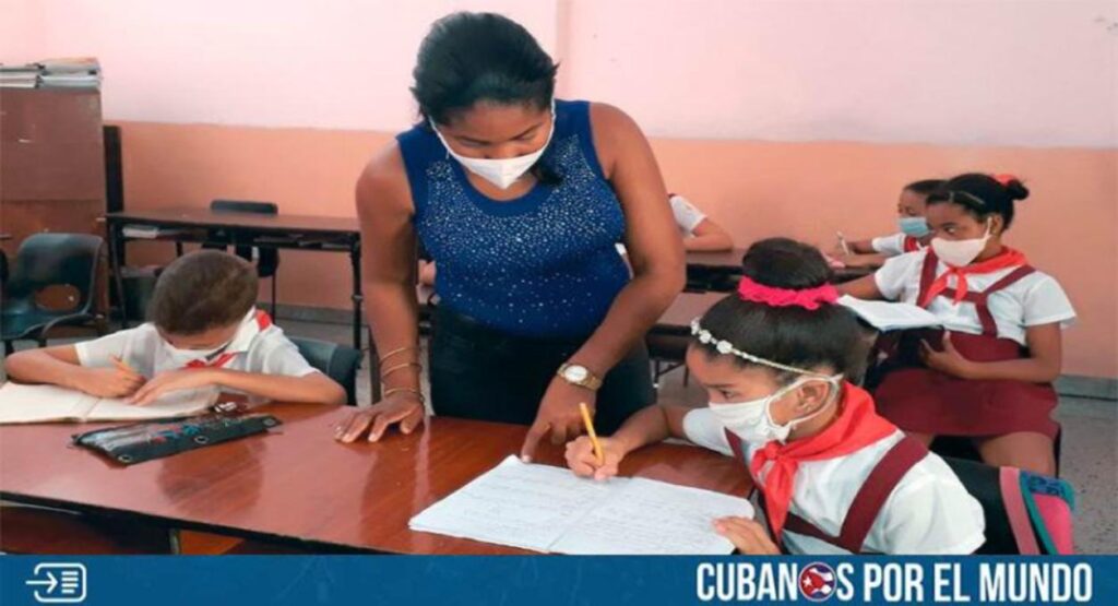 La dictadura castrista reconoció que existe un déficit de 24 mil maestros para el venidero curso escolar en Cuba, que está previsto que inicie en los próximos días.