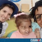 La niña cubana Amanda Lemus Ortiz continúa avanzando en su recuperación seis meses después de haber sido sometida a un trasplante de hígado en España.