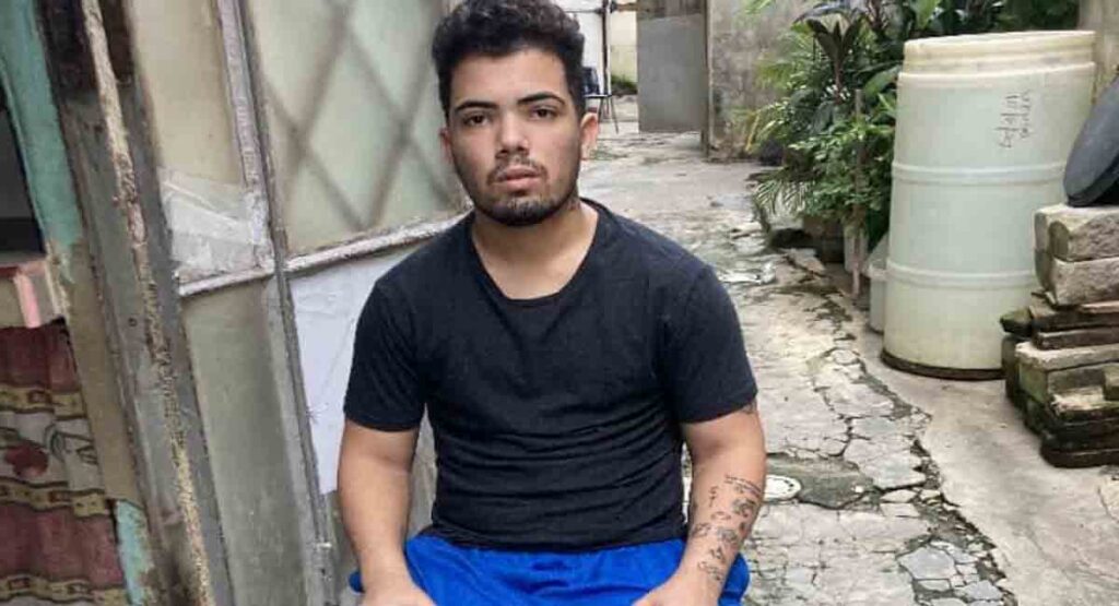 Joven cubano con elefantiasis pide ayuda desesperada