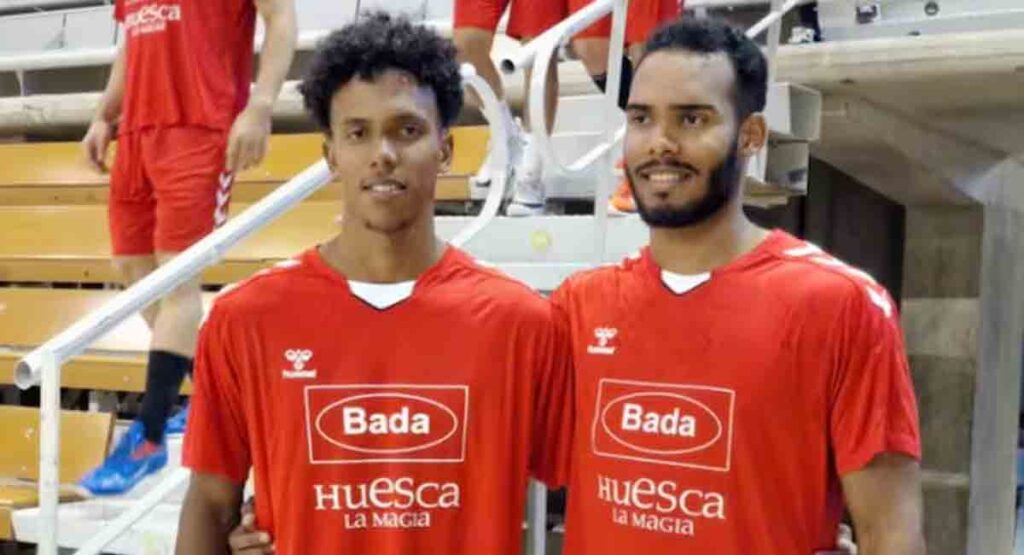 Dos cubanos se lucen en la Liga de Balonmano en España