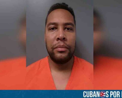 Cubano arrestado en Florida vinculado a explosión por robo de petróleo en Texas