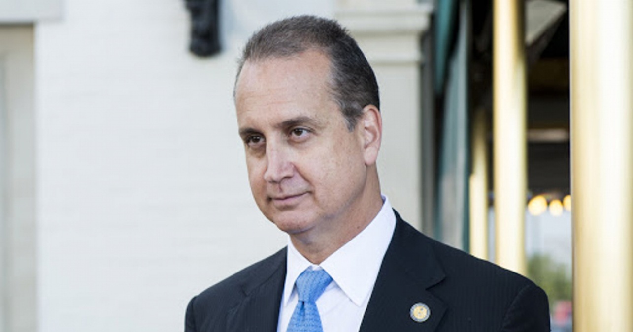 Mario Díaz-Balart: "Trabajamos con Trump por los migrantes"