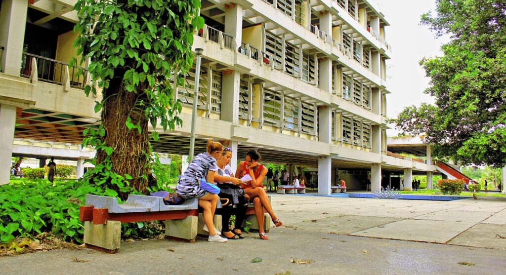 Estudiantes de la CUJAE denuncian represión y censura por parte de autoridades