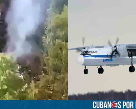 Siniestro aéreo en Rusia termina con la vida de casi 50 personas