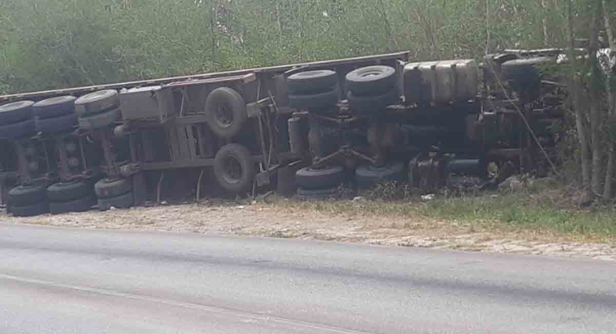 Accidente en Holguín termina con la vida del conductor de una rastra