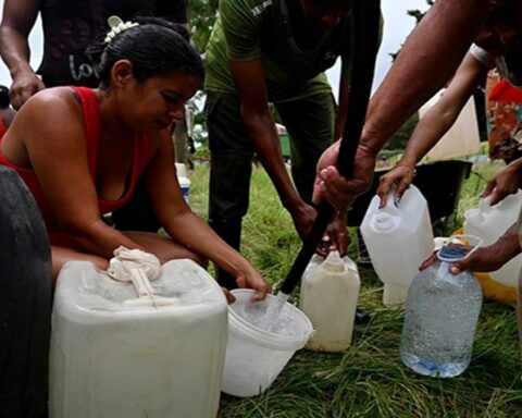 Autoridades castristas culpan a la crisis eléctrica del 70% de los problemas en el abasto de agua