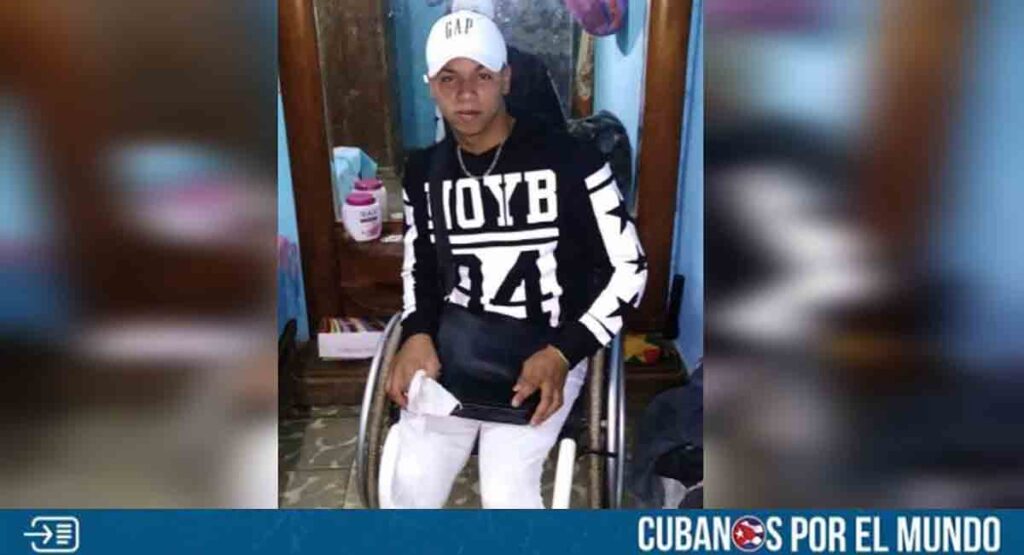 Joven cubano de Cienfuegos clama por ayuda para poder caminar