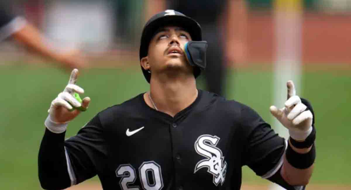 Cubano Miguel Vargas se vuelve a encontrar con el cuadrangular