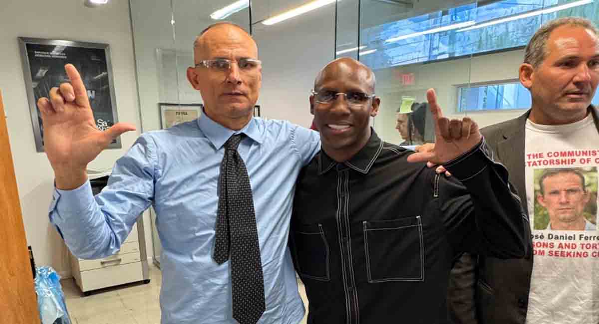 Yordenis Ugás celebra llegada de José Daniel Ferrer a Miami y lo califica como "uno de los hombres más valientes de Cuba"