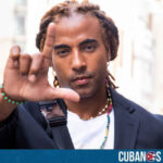 El artista cubano Yotuel Romero hizo un llamado a los cubanos en medio de los estragos causados por el paso del huracán Melissa en la isla.