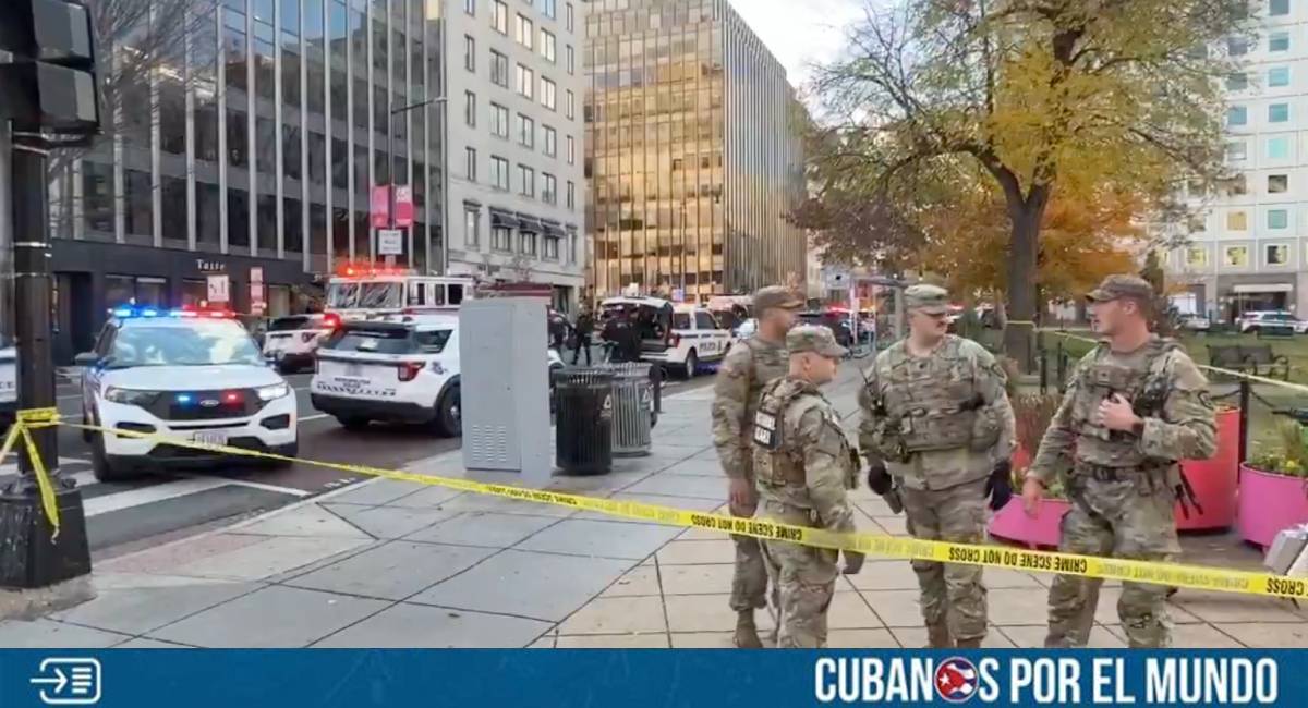 Un tiroteo registrado esta tarde cerca de la Casa Blanca dejó a dos miembros de la Guardia Nacional de Estados Unidos en condición crítica, en un incidente que las autoridades describen como un ataque dirigido contra personal militar.