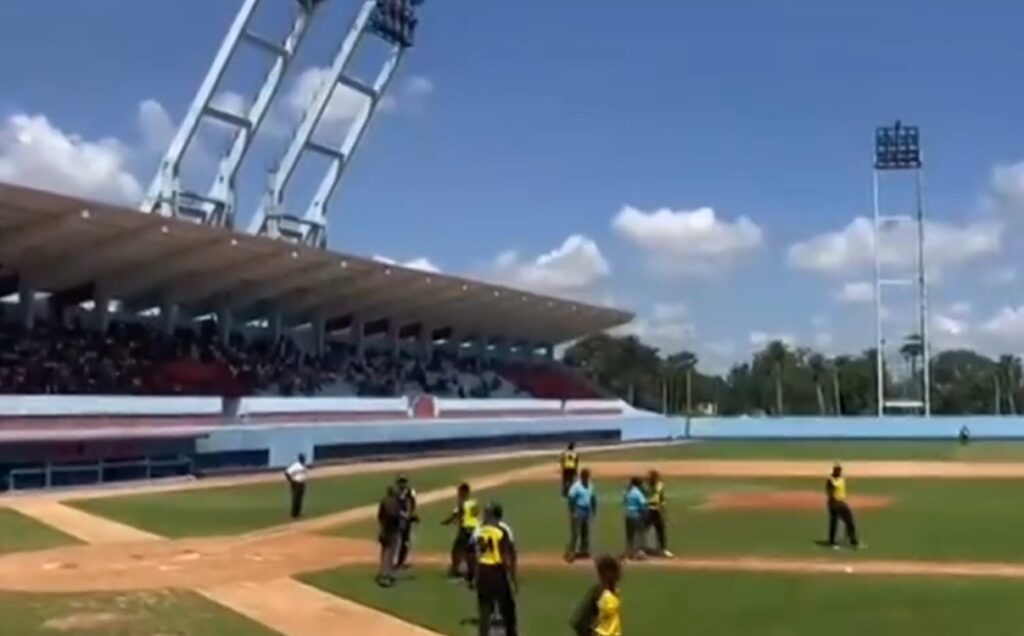Apagón del régimen apaga el béisbol: peloteros no pudieron descasar y suspenden el juego de la Serie Nacional