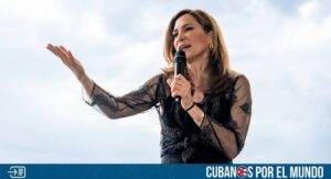 La congresista de origen cubano, María Elvira Salazar, reaccionó al anuncio que hizo el jueves, el secretario de Guerra, Pete Hegseth, sobre el lanzamiento de la "Operación Lanza del Sur" para eliminar a los narcoterroristas del hemisferio occidental.
