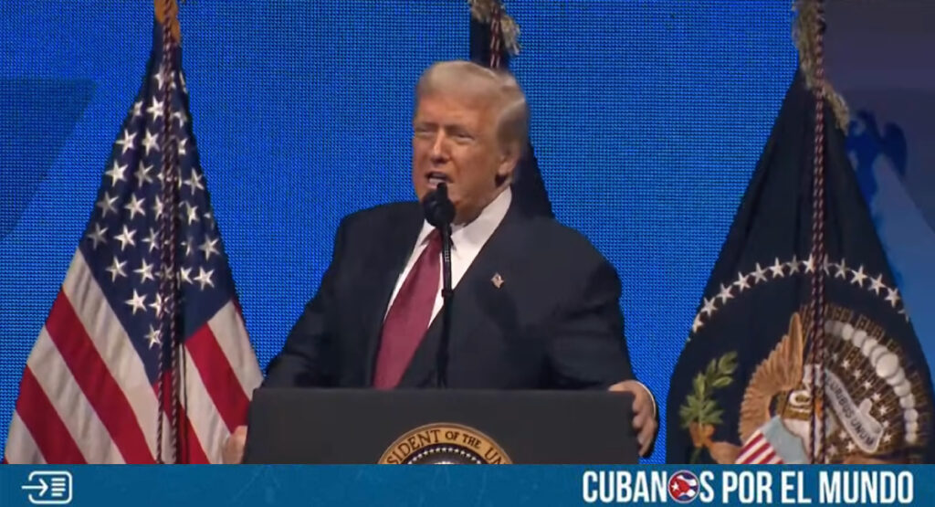 El presidente de Estados Unidos, Donald Trump, vaticinó que Miami se convertirá en el destino predilecto para miles de neoyorquinos que huirán del comunismo que se impondrá en esa ciudad, tras la reciente victoria electoral del demócrata socialista Zohran Mamdani como alcalde de Nueva York.