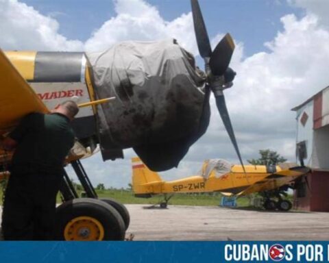 Una avioneta de regadío modelo 18-1832 se estrelló este miércoles causando daños materiales en Sancti Spíritus.