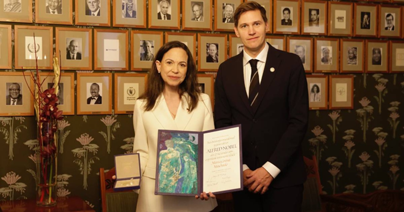 Revelan que María Corina Machado sufrió una fractura en la columna mientras que salía de Venezuela