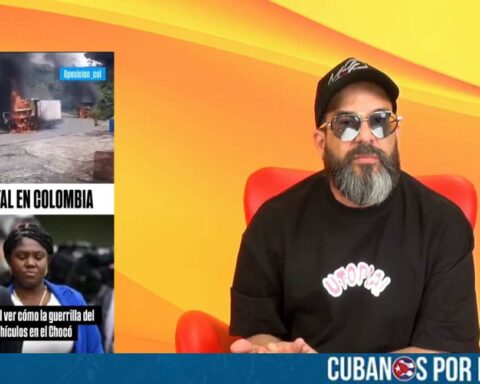 El influencer cubanoamericano Alex Otaola denunció la grave crisis que atraviesa Colombia en materia de seguridad, orden público y atención estatal, tras conocerse el secuestro de al menos 18 militares en el departamento del Chocó recientemente, en medio de una escalada sostenida de violencia armada en distintas regiones del país.
