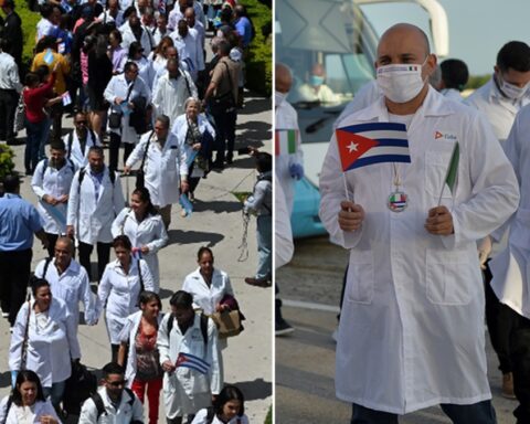 Médicos esclavos cubanos se preparan para evacuar Venezuela, mientas el régimen disfraza la situación pidiendo calma
