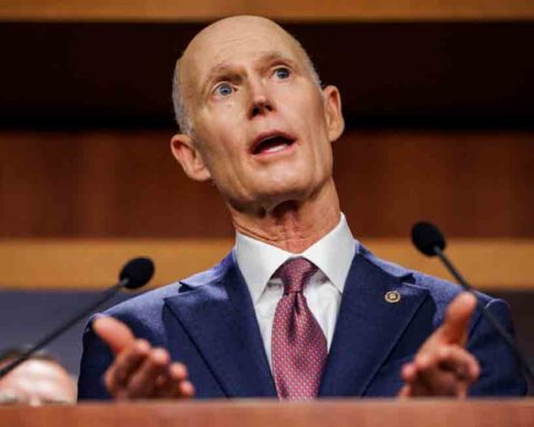 Rick Scott exige al régimen de Venezuela la libertad de todos los presos políticos