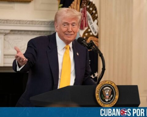 El presidente de Estados Unidos, Donald Trump, afirmó que, el régimen de Cuba está “a punto de caer” tras la operación Resolución Absoluta que terminó con la captura del exdictador Nicolás Maduro en Venezuela.