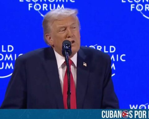 El presidente de Estados Unidos, Donald Trump, afirmó este miércoles que Venezuela generará más ingresos en los próximos seis meses que los obtenidos durante las últimas dos décadas bajo el mando del chavismo, en declaraciones realizadas durante su intervención en el Foro Económico Mundial celebrado en Davos, Suiza.
