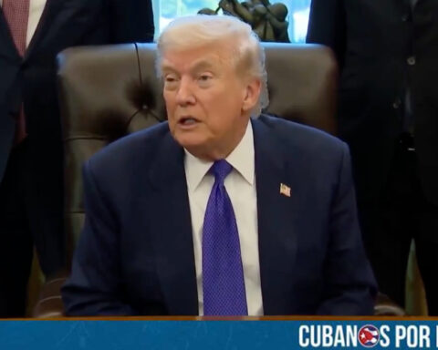 El presidente de Estados Unidos, Donald Trump, afirmó este lunes que México dejará de enviar petróleo a Cuba, una declaración que introduce un nuevo elemento de tensión en el escenario energético regional y que ha generado reacciones inmediatas desde el Gobierno mexicano.