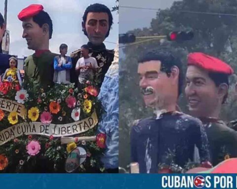 Venezuela: Pueblo abuchea carroza alusiva a Maduro y Chávez durante un desfile